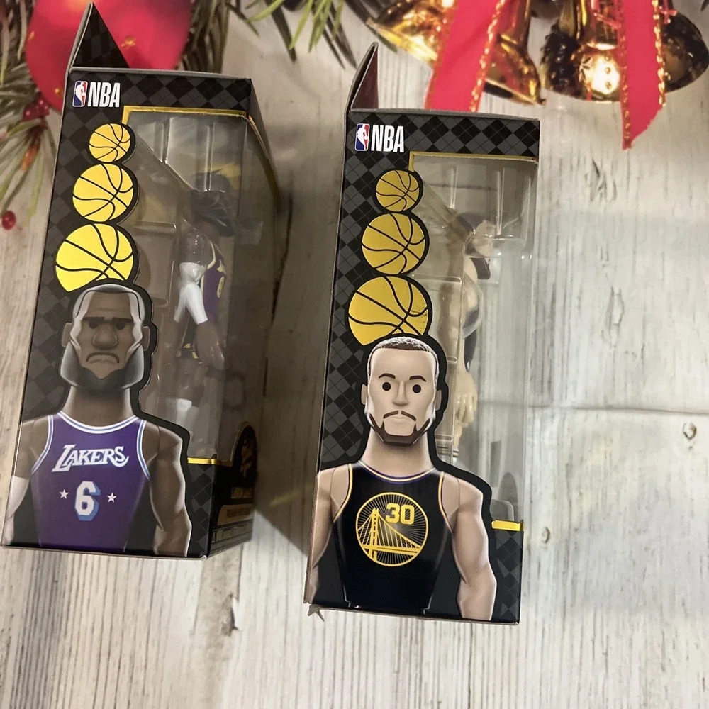 New Funko Pop! Gold NBA Lebron James - Chase Edition,  Stephen Curry 5